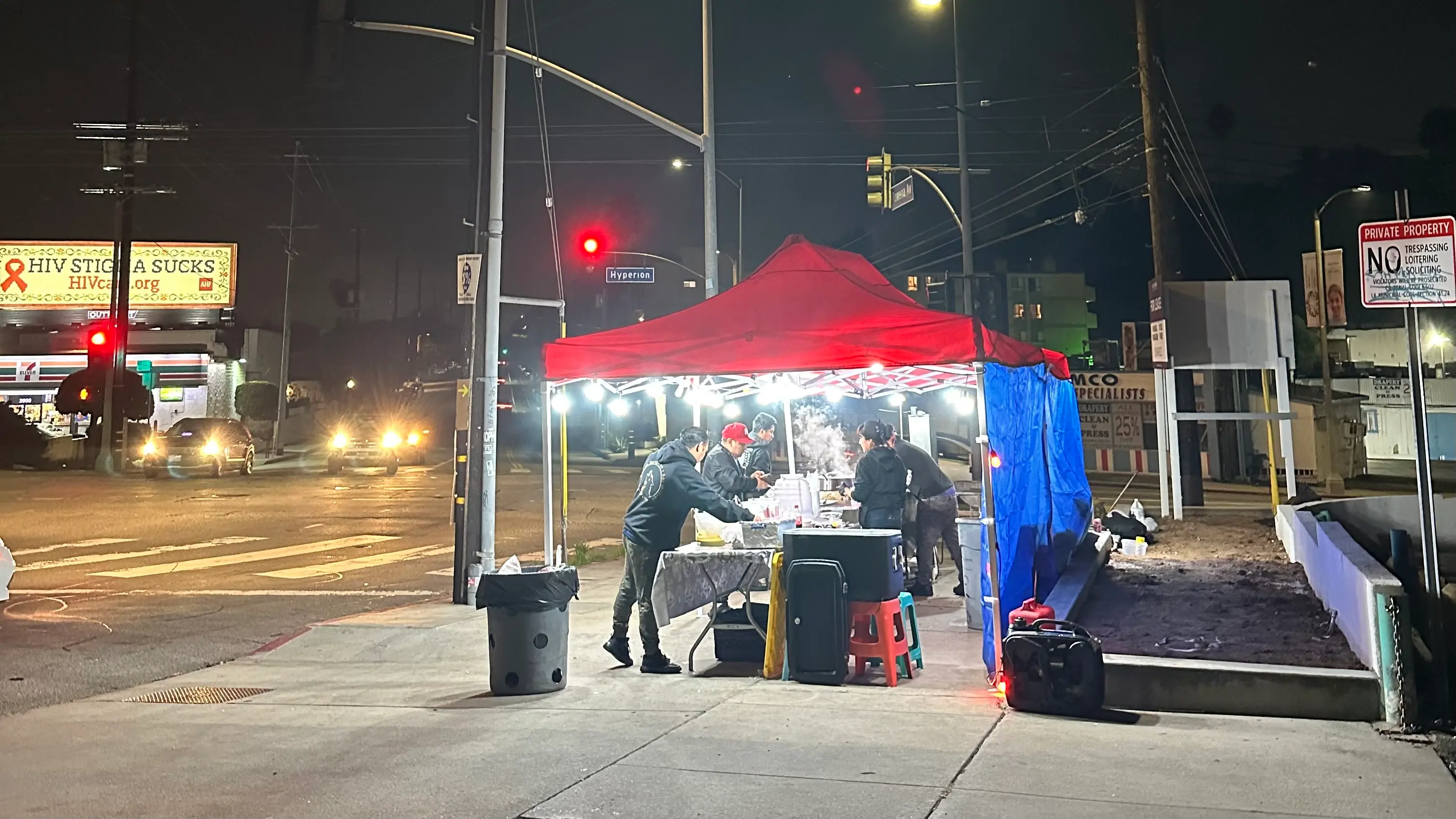 Image of a taco stand on the corner in Los Angeles